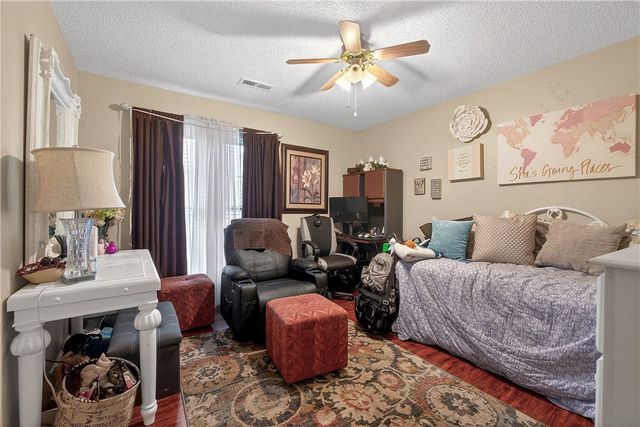 1016 S 27th Street, Rogers, AR 72758