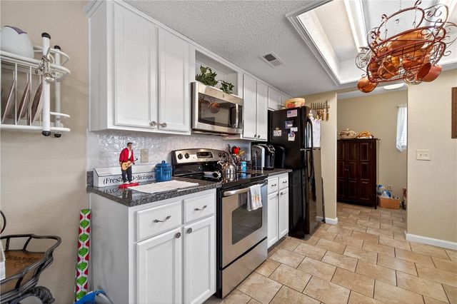 1016 S 27th Street, Rogers, AR 72758