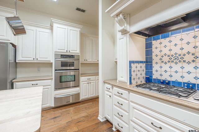 736 Fairmont Drive, Tyler, TX 75701