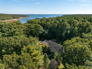 58 Delano Rd, Marion, MA 02738