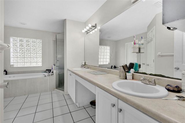 623 OAKPARK LOOP, Davenport, FL 33837