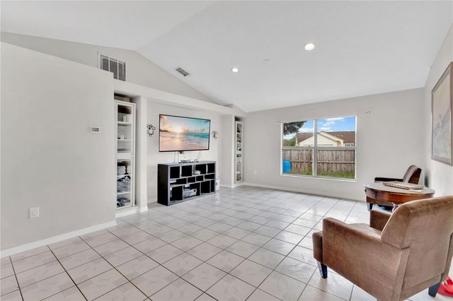 623 OAKPARK LOOP, Davenport, FL 33837