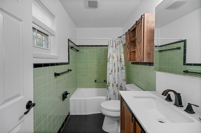 30437 ORANGE DRIVE, Leesburg, FL 34748