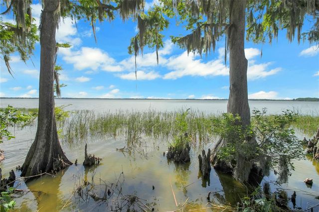 30437 ORANGE DRIVE, Leesburg, FL 34748