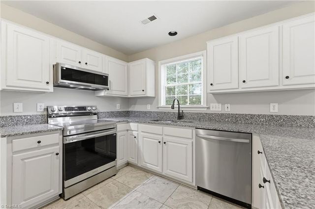 4002 Auburn Hills Drive, Greensboro, NC 27407