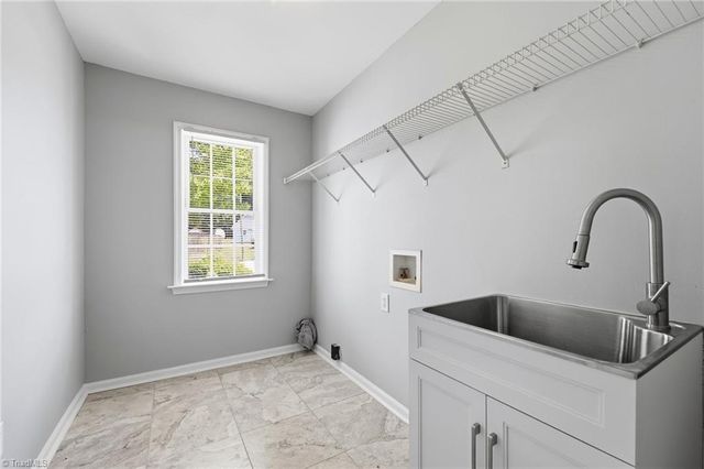 4002 Auburn Hills Drive, Greensboro, NC 27407