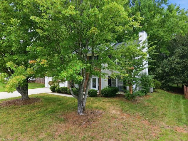 4002 Auburn Hills Drive, Greensboro, NC 27407