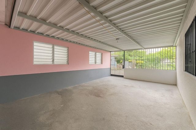 381 JARDIN DE VERSALLES STREET B-1, Vega Baja, PR 00693