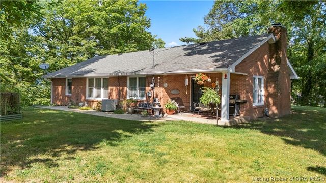 402 Fairmount Drive, Madison, IN 47250