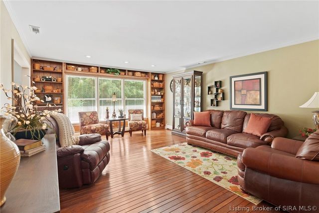 402 Fairmount Drive, Madison, IN 47250