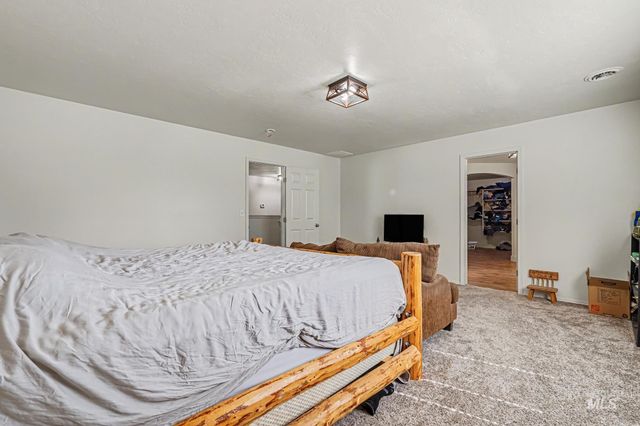 675 Gateway, Middleton, ID 83644