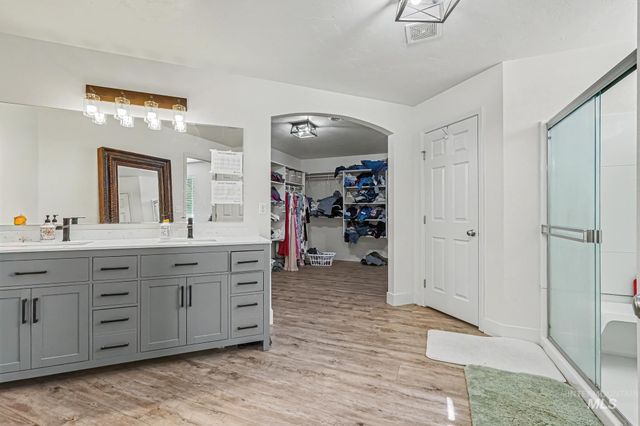 675 Gateway, Middleton, ID 83644