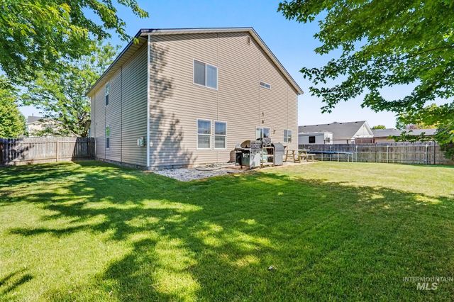 675 Gateway, Middleton, ID 83644