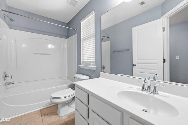 5911 Longeria, Raleigh, NC 27612