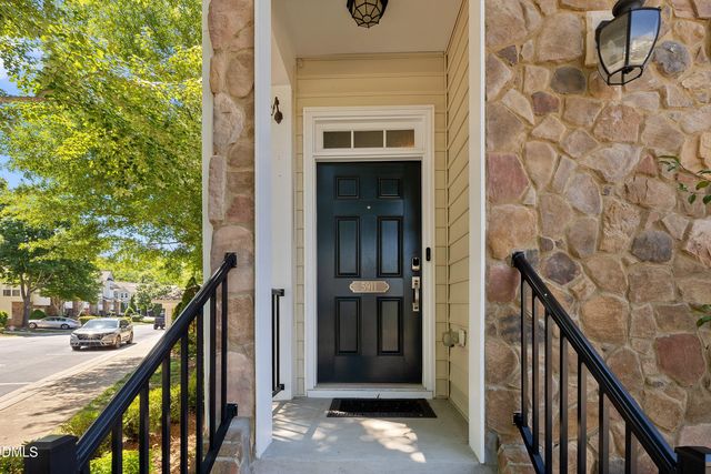 5911 Longeria, Raleigh, NC 27612
