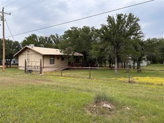 300 Hogg Creek Road, Brownwood, TX 76801
