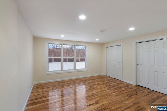 14 Pitcairn Avenue, Ho-ho-kus, NJ 07423