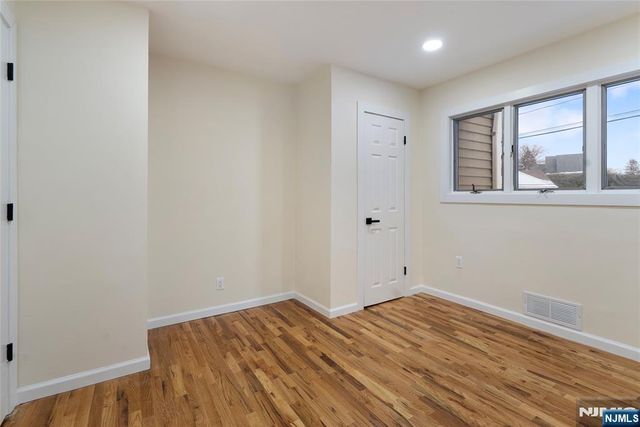 14 Pitcairn Avenue, Ho-ho-kus, NJ 07423