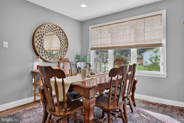 10 CAMDEN AVE, Voorhees, NJ 08043