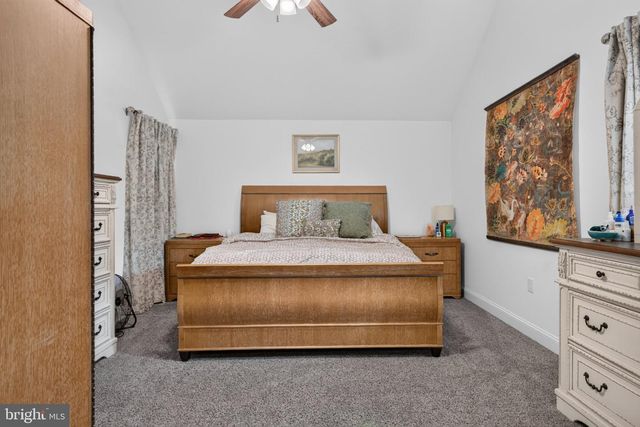 10 CAMDEN AVE, Voorhees, NJ 08043