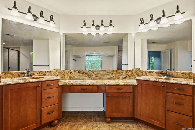 105 Clear Water, Boerne, TX 78006