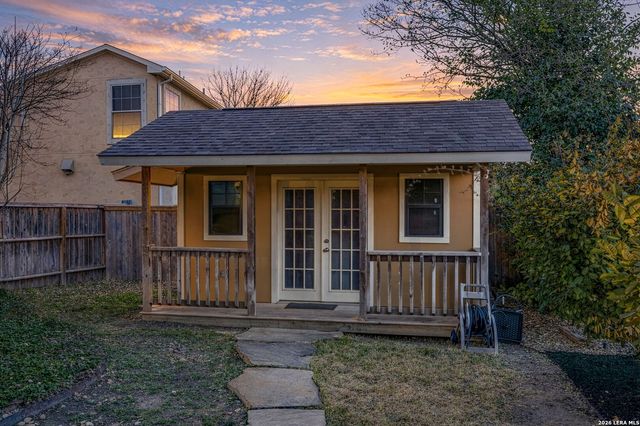 105 Clear Water, Boerne, TX 78006