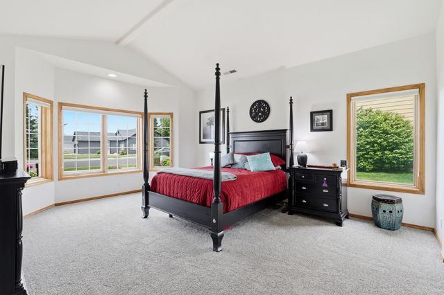 814 N High Desert Dr, Deer Park, WA 99006