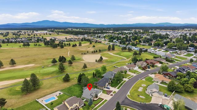814 N High Desert Dr, Deer Park, WA 99006