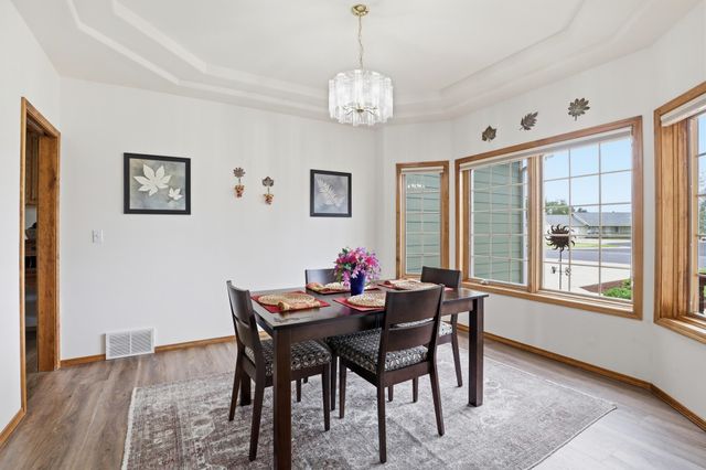814 N High Desert Dr, Deer Park, WA 99006