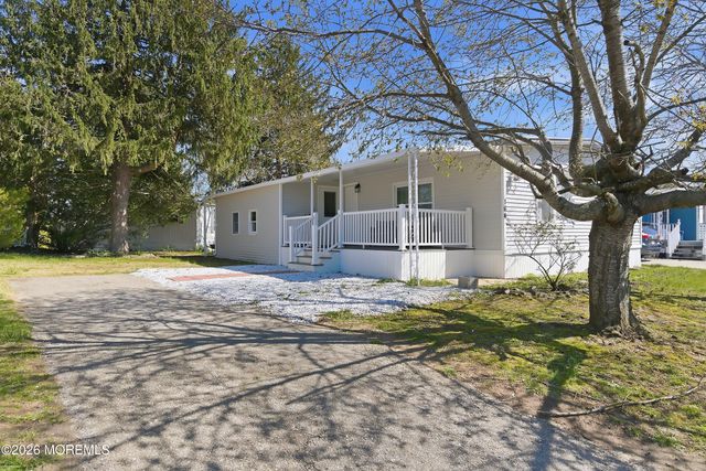 164 Camino Rio, Toms River, NJ 08755