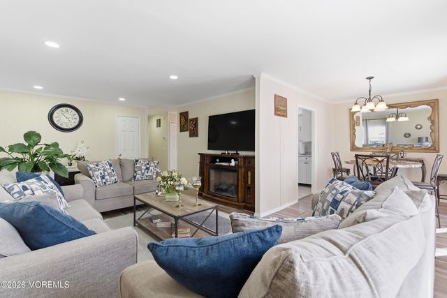 164 Camino Rio, Toms River, NJ 08755