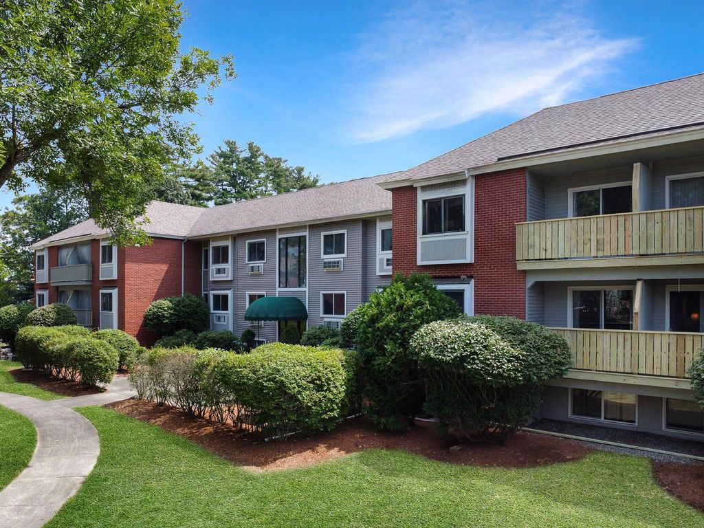 117 Cluff Crossing Rd Apt 21, Salem, NH 03079