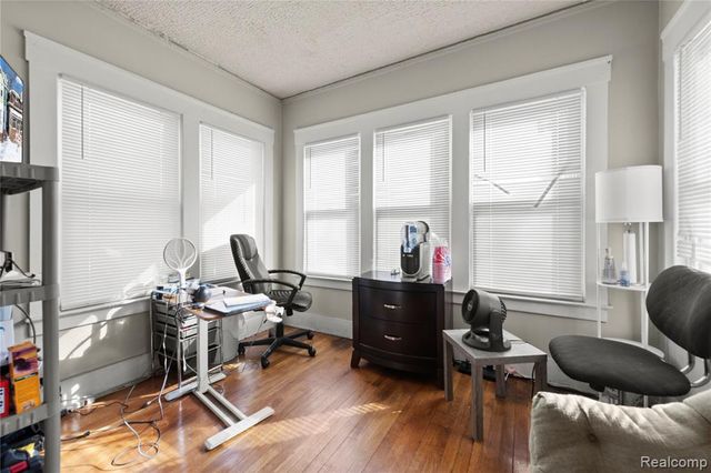 5272 Maplewood Street, Detroit, MI 48204