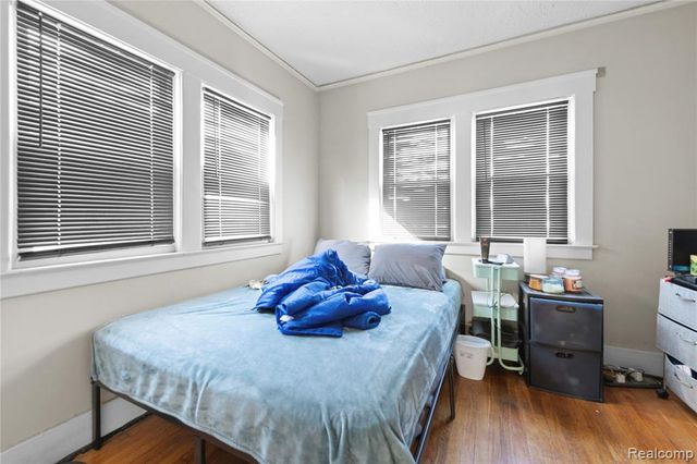 5272 Maplewood Street, Detroit, MI 48204