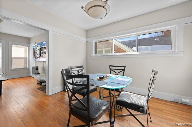 5272 Maplewood Street, Detroit, MI 48204