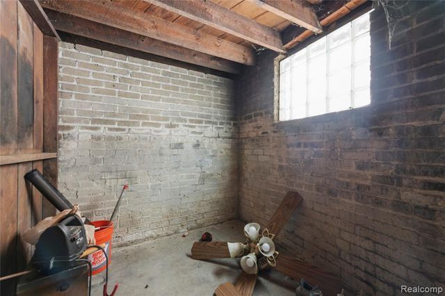 5272 Maplewood Street, Detroit, MI 48204