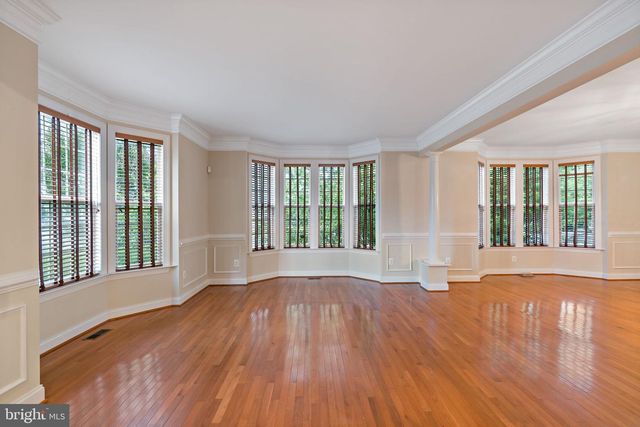 1501 MOHICAN CT, Frederick, MD 21701