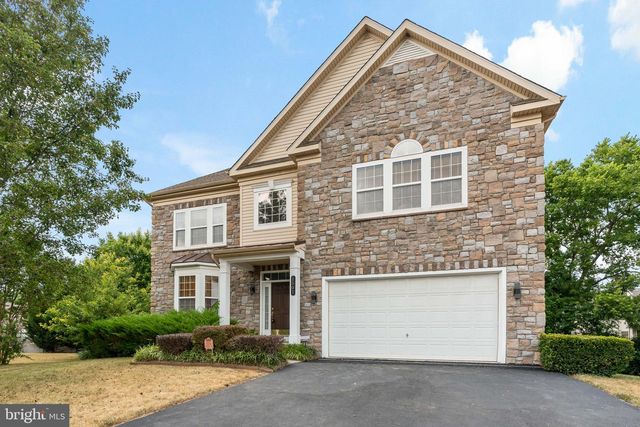 1501 MOHICAN CT, Frederick, MD 21701