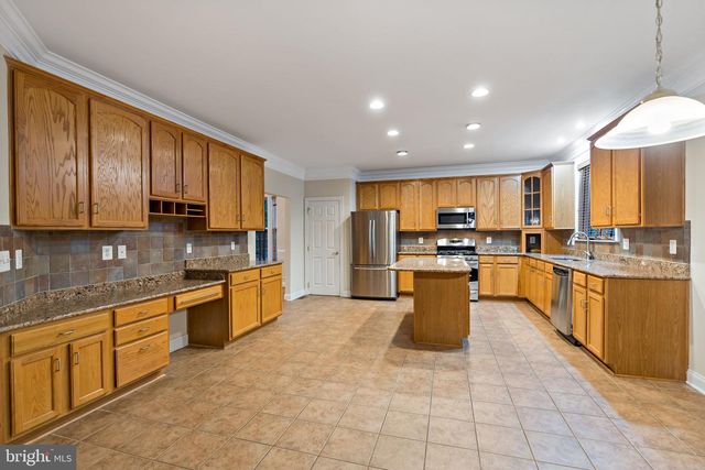 1501 MOHICAN CT, Frederick, MD 21701