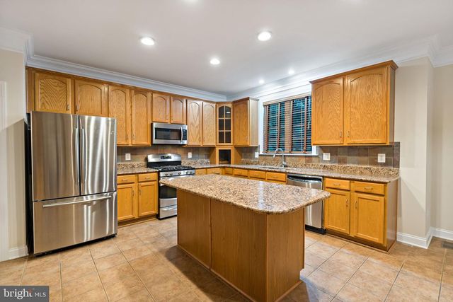 1501 MOHICAN CT, Frederick, MD 21701