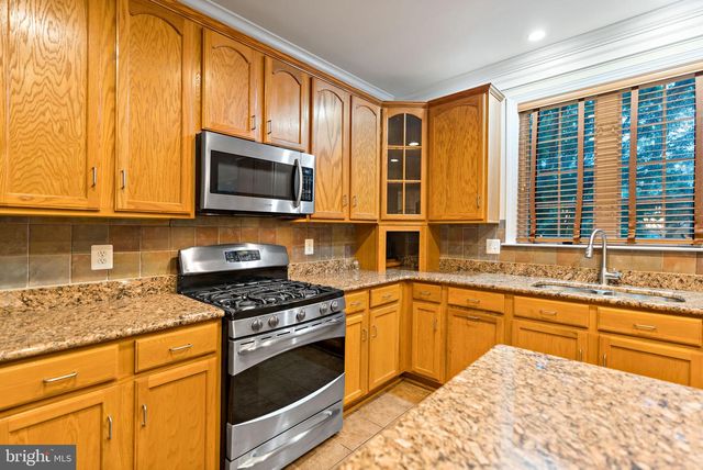 1501 MOHICAN CT, Frederick, MD 21701