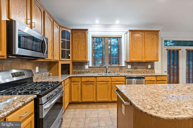 1501 MOHICAN CT, Frederick, MD 21701