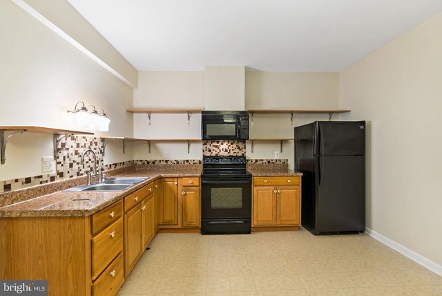 1501 MOHICAN CT, Frederick, MD 21701