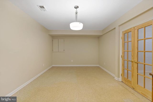 1501 MOHICAN CT, Frederick, MD 21701