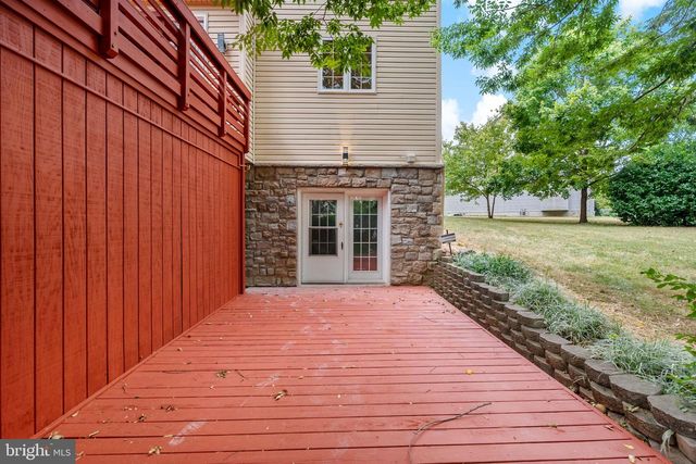 1501 MOHICAN CT, Frederick, MD 21701