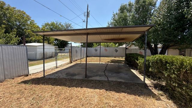 3976 Avocado Drive, Dallas, TX 75241
