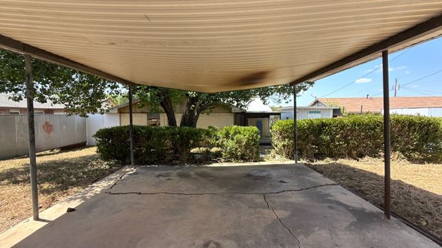 3976 Avocado Drive, Dallas, TX 75241