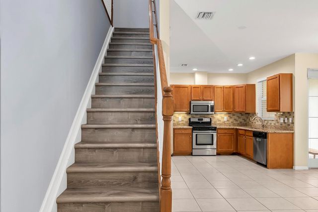 3330 NW 124th Way 3330, Sunrise, FL 33323