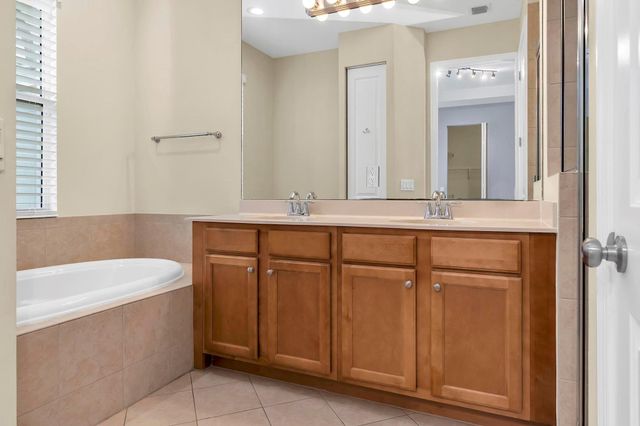 3330 NW 124th Way 3330, Sunrise, FL 33323