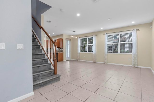 3330 NW 124th Way 3330, Sunrise, FL 33323